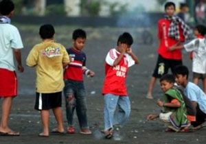 Pemkot Surabaya larang...