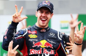 Vettel akhirnya juara...