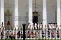 SBY gelar buka puasa,...