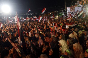 Massa pro dan anti-Morsi...