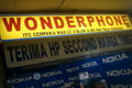 Kemalingan, toko handphone...