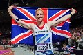 Masih cedera, Rutherford...