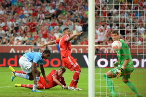 Bayern Muenchen juara...