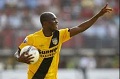 Heracles amankan striker...
