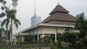 Masjid Ampel dibanjiri...