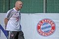 Bayern incar lima gelar