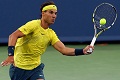 Nadal melenggang mulus...