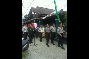 Bripka Maulana dimakamkan...