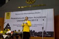 Rektor dan mahasiswa...