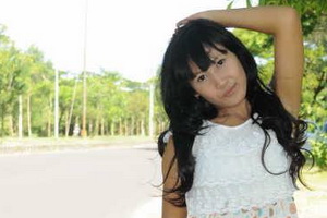 Jual gadis SMP di Facebook,...