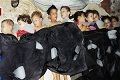 Inggris: Serangan senjata...