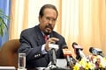 Menteri Luar Negeri...