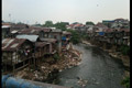Warga pendatang miskin,...