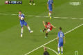 Moyes pertanyakan handball...