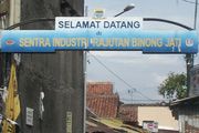 Perajin rajut Binong...