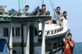 Imigran gelap diberangkatkan...