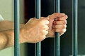 50 narapidana kabur...
