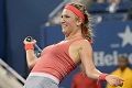Azarenka tak sabar jajal...