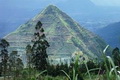 Peledakan piramida Gunung...