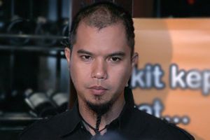 Ahmad Dhani: Santunan...