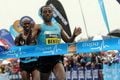 Bekele ungguli Mo Farah...