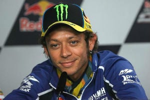 Rossi akan turunkan...
