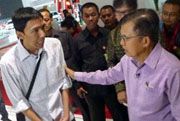JK: Memiliki mobil adalah...