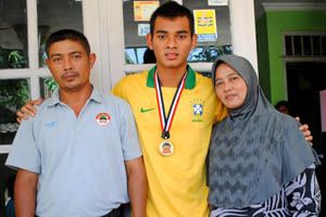 Kisah Ravi Murdianto...