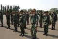 Isi minggu militer,...