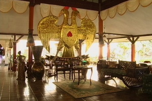 Penobatan Sultan Muda...