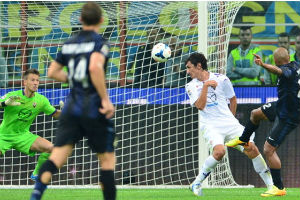 Inter hempaskan Fiorentina...