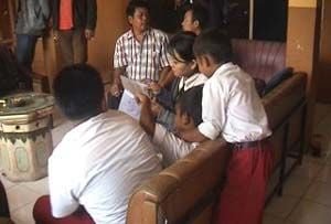 Dituduh mencuri laptop,...