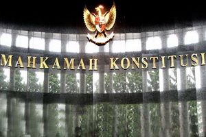 Akil ditangkap KPK,...