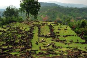 Pembahasan situs Gunung...