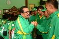 Celaka, empat cabor...