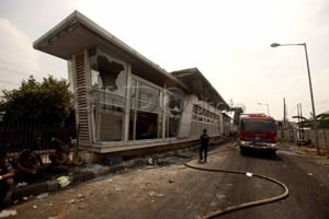 TransJakarta: Shelter...