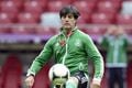 Joachim Low ngarep disodorkan...