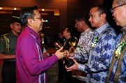 PT Djambi Waras raih...