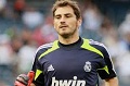 Casillas masih setia...