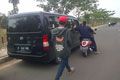Disenggol Grand Max,...