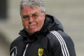 Guus Hiddink tolak tangani...