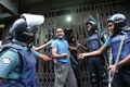 Oposisi Bangladesh bentrok...