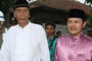 Hadiri HUT Karedok,...