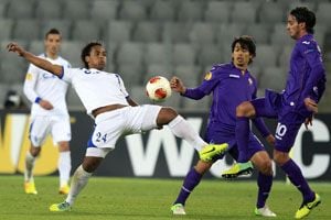 Gol telat Valero loloskan...