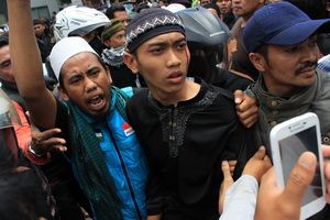 Sidang pembunuhan Yoyon...