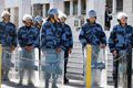 Perancis pertimbangkan...
