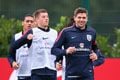 Inggris minus Gerrard-Walker...