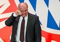 Menangis, Hoeness bantah...