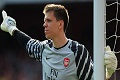 Arsenal resmi ikat Szczesny