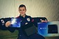 Wilshere pamer PS4